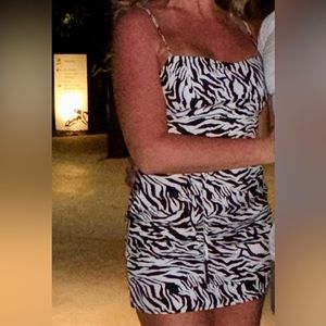 Short zebra dress